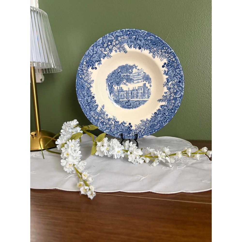 Wedgwood Queen's Ware Bowl, Romantic England, Penshurst Place